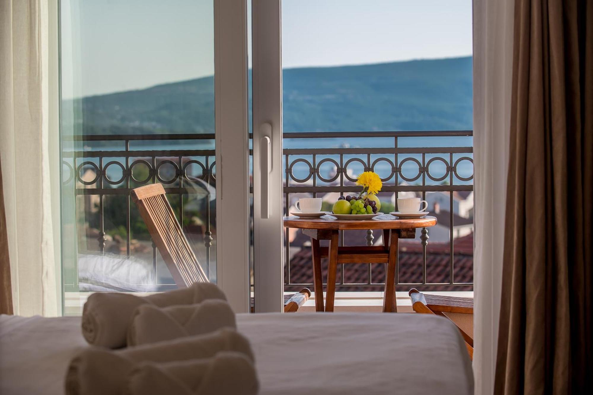 Luxury Apartments Ivanovic Tivat Kültér fotó