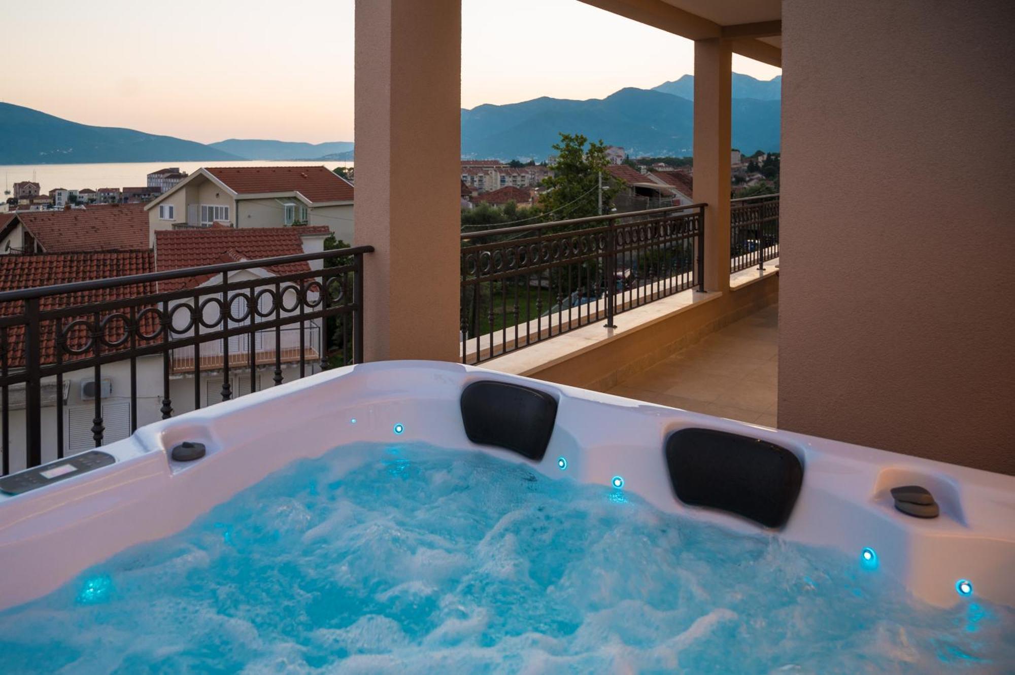 Luxury Apartments Ivanovic Tivat Kültér fotó