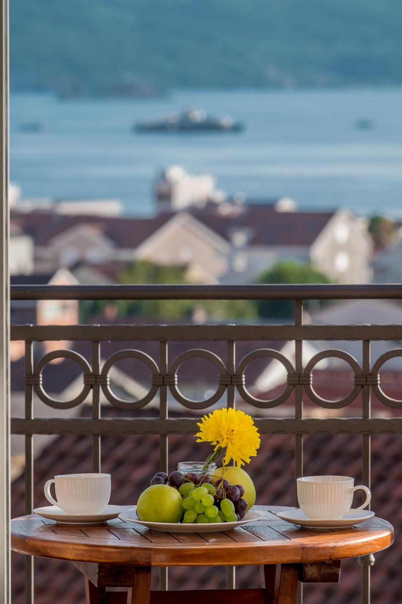 Luxury Apartments Ivanovic Tivat Kültér fotó
