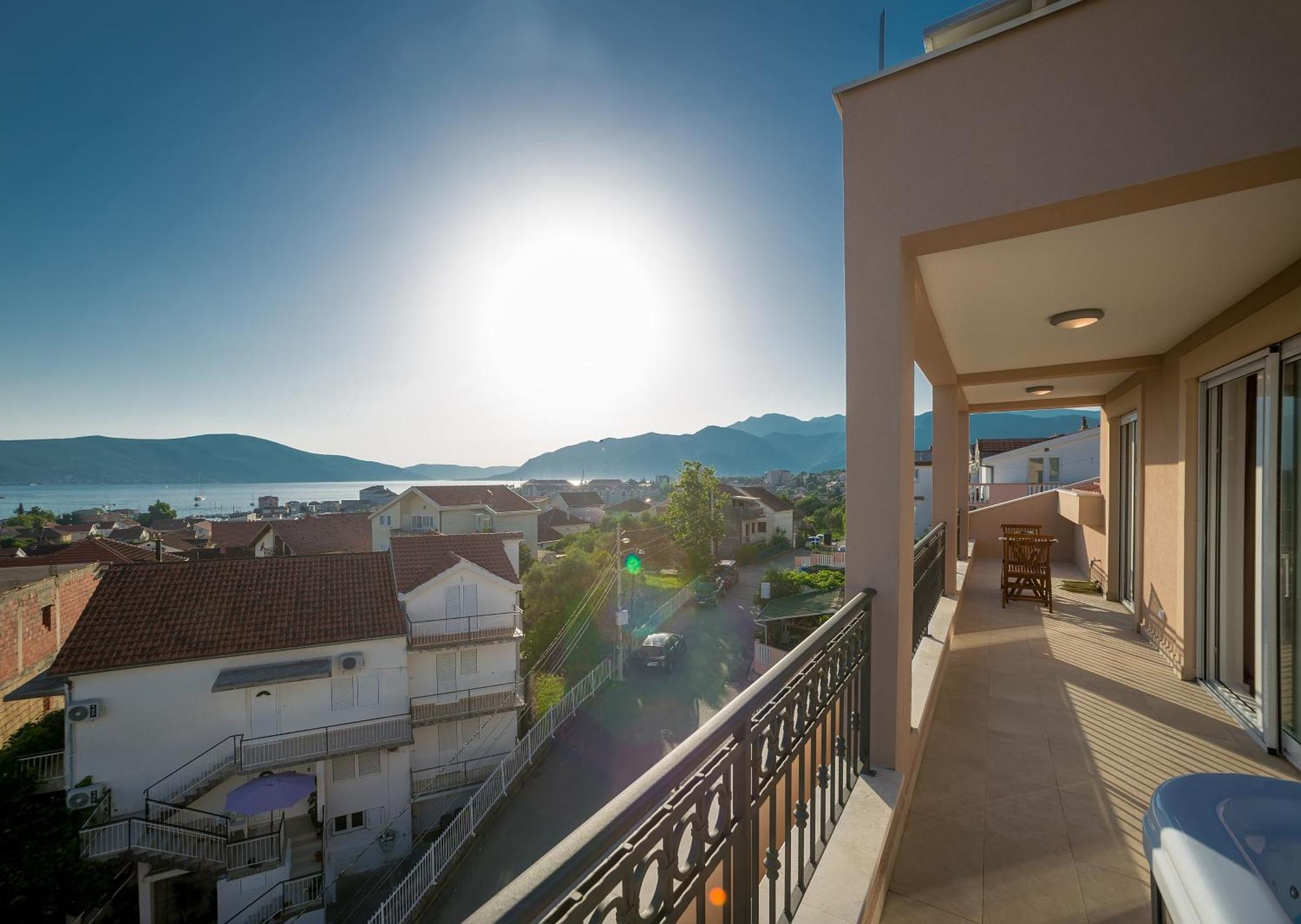 Luxury Apartments Ivanovic Tivat Kültér fotó